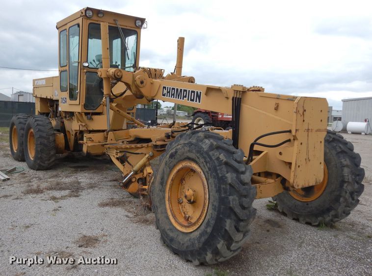 image for item DG6489 Champion 715A  rigid frame motor grader