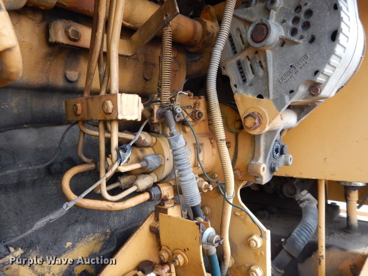 image for item DG6489 Champion 715A  rigid frame motor grader