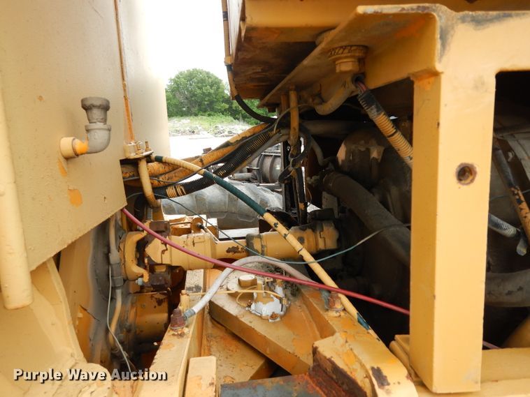 image for item DG6489 Champion 715A  rigid frame motor grader