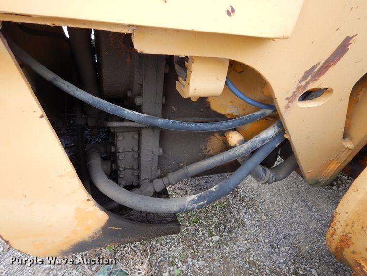 image for item DG6489 Champion 715A  rigid frame motor grader