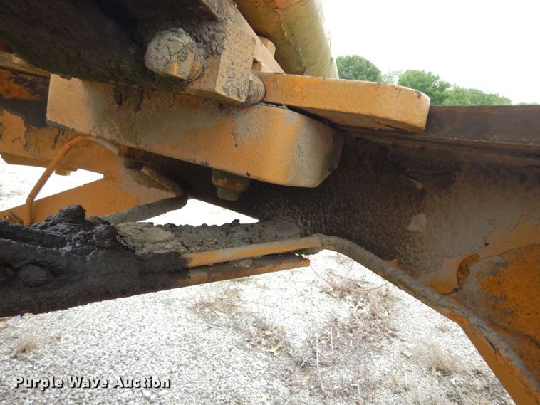 image for item DG6489 Champion 715A  rigid frame motor grader