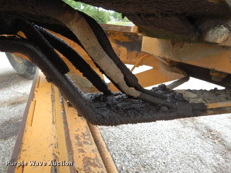 image for item DG6489 Champion 715A  rigid frame motor grader