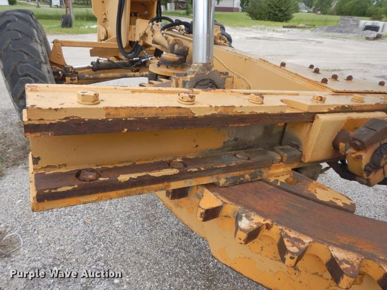 image for item DG6489 Champion 715A  rigid frame motor grader