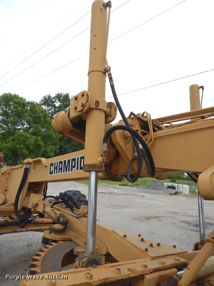 image for item DG6489 Champion 715A  rigid frame motor grader