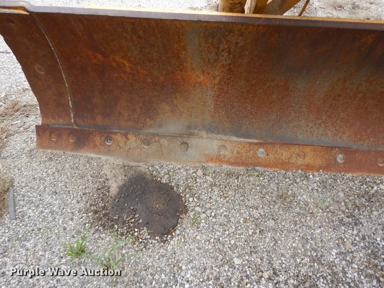 image for item DG6489 Champion 715A  rigid frame motor grader