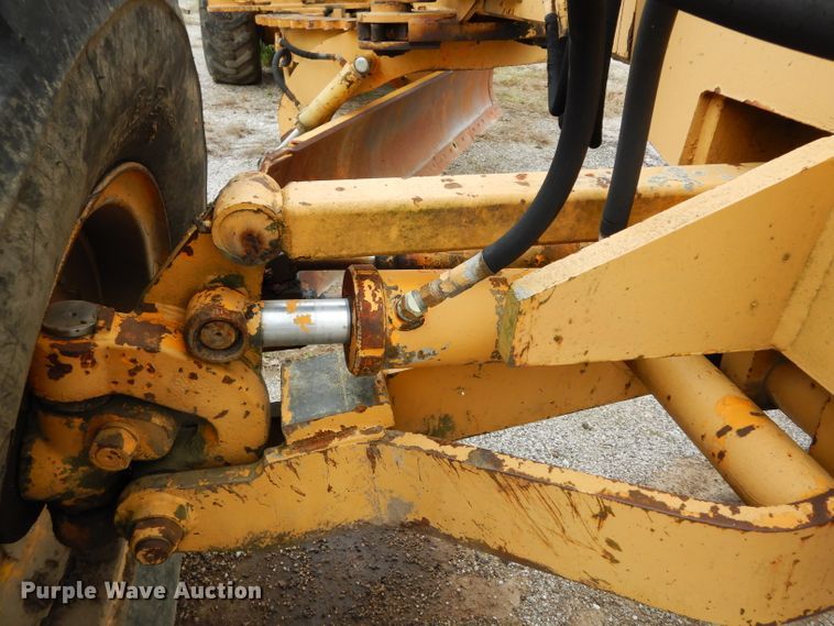 image for item DG6489 Champion 715A  rigid frame motor grader