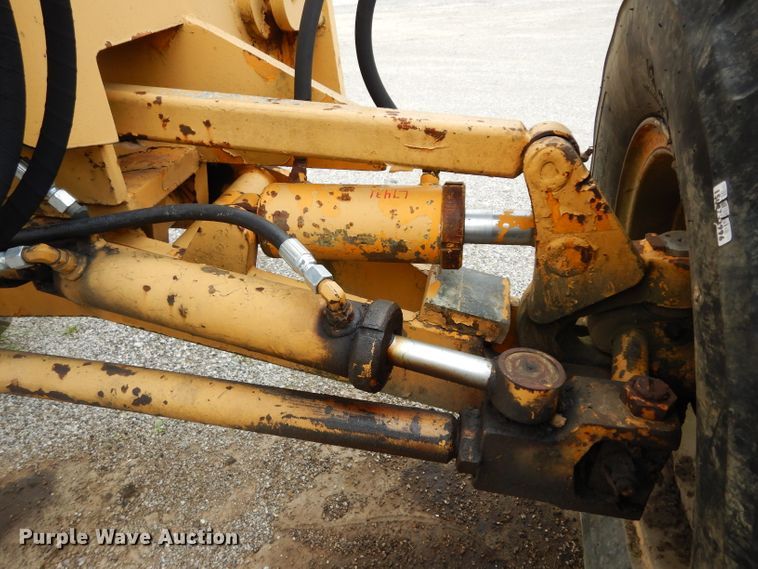 image for item DG6489 Champion 715A  rigid frame motor grader