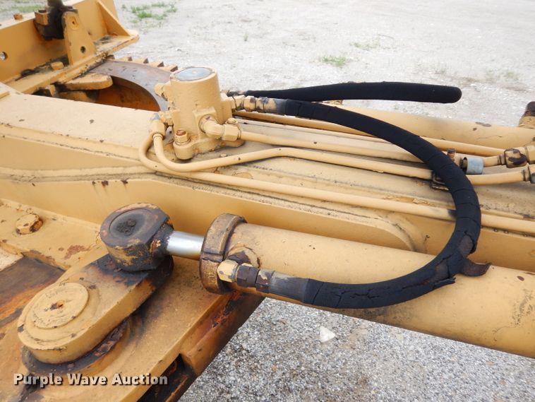 image for item DG6489 Champion 715A  rigid frame motor grader