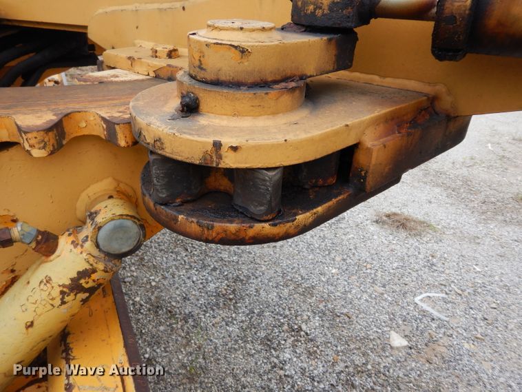 image for item DG6489 Champion 715A  rigid frame motor grader