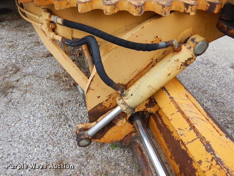 image for item DG6489 Champion 715A  rigid frame motor grader