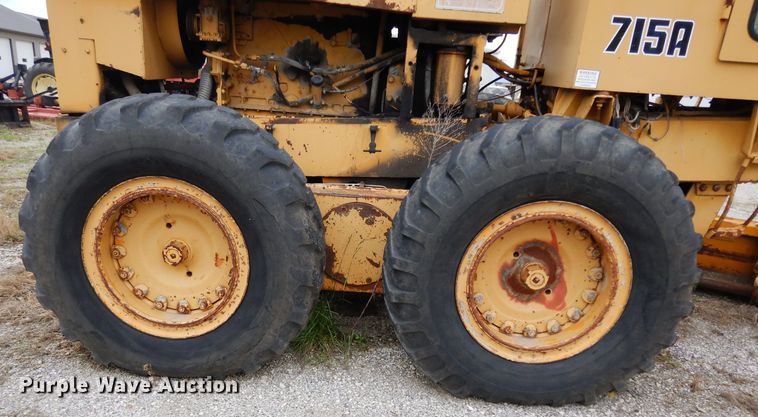 image for item DG6489 Champion 715A  rigid frame motor grader