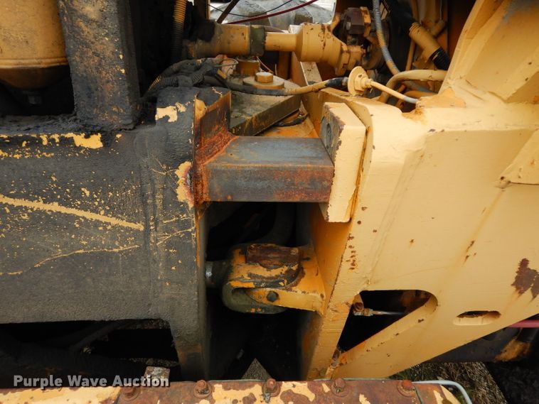 image for item DG6489 Champion 715A  rigid frame motor grader