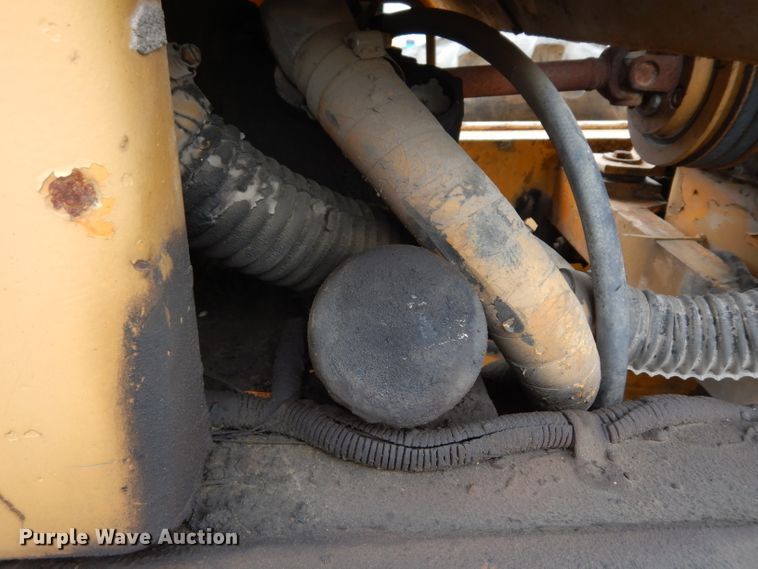 image for item DG6489 Champion 715A  rigid frame motor grader