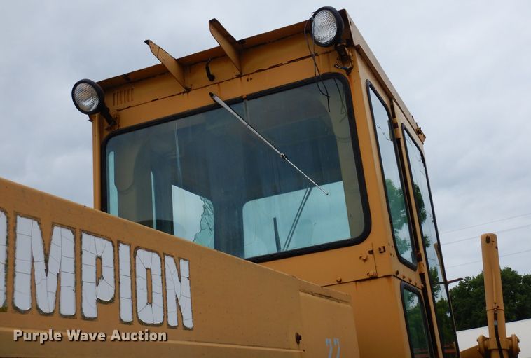 image for item DG6489 Champion 715A  rigid frame motor grader