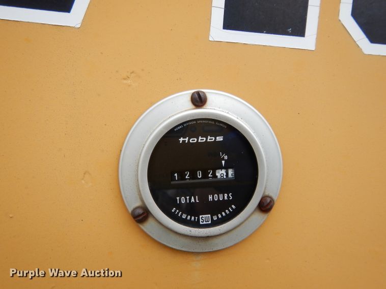 image for item DG6489 Champion 715A  rigid frame motor grader