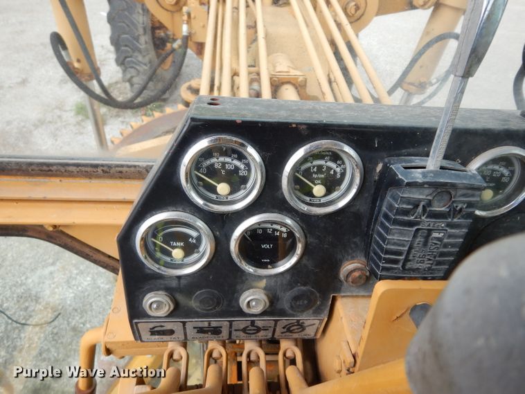 image for item DG6489 Champion 715A  rigid frame motor grader