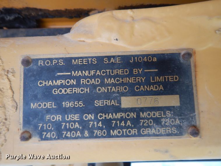 image for item DG6489 Champion 715A  rigid frame motor grader