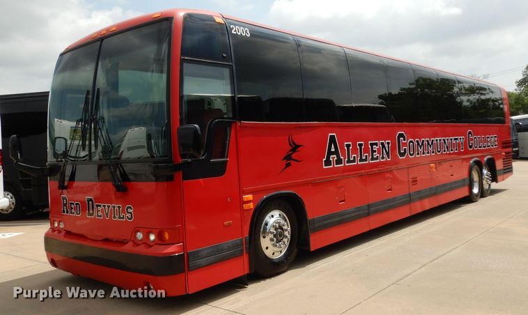 image for item DG6788 2003 Prevost LeMirage XL II  coach bus