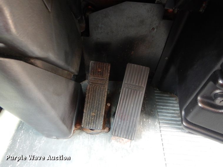 image for item DG6788 2003 Prevost LeMirage XL II  coach bus