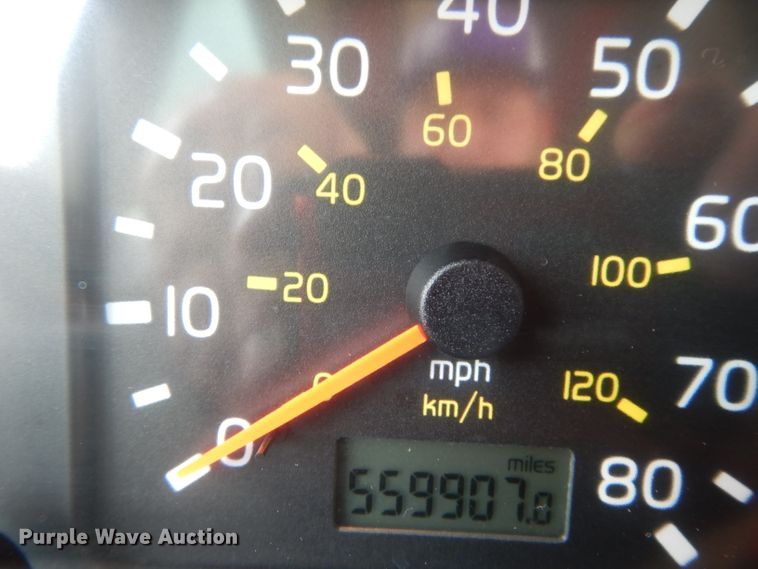 image for item DG6788 2003 Prevost LeMirage XL II  coach bus