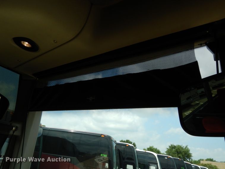 image for item DG6788 2003 Prevost LeMirage XL II  coach bus