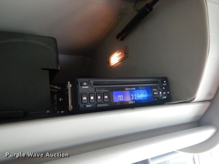 image for item DG6788 2003 Prevost LeMirage XL II  coach bus