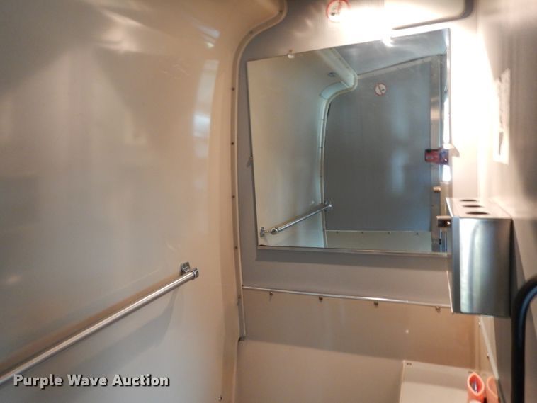 image for item DG6788 2003 Prevost LeMirage XL II  coach bus