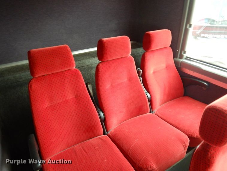 image for item DG6788 2003 Prevost LeMirage XL II  coach bus