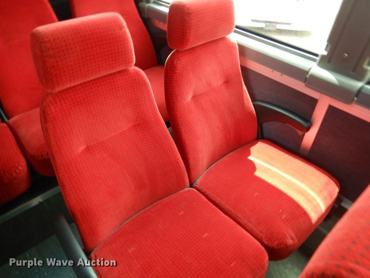 image for item DG6788 2003 Prevost LeMirage XL II  coach bus