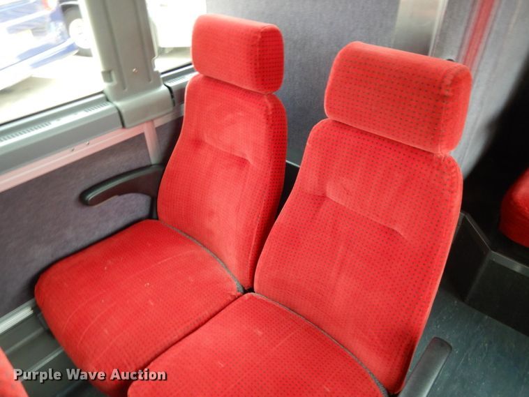 image for item DG6788 2003 Prevost LeMirage XL II  coach bus