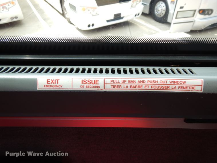 image for item DG6788 2003 Prevost LeMirage XL II  coach bus