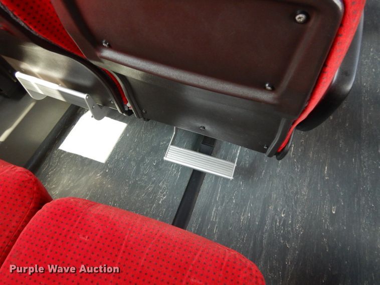 image for item DG6788 2003 Prevost LeMirage XL II  coach bus