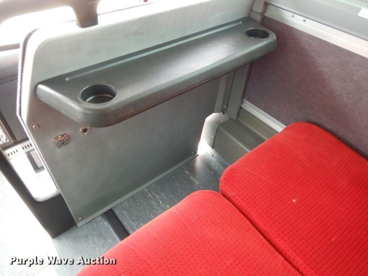 image for item DG6788 2003 Prevost LeMirage XL II  coach bus