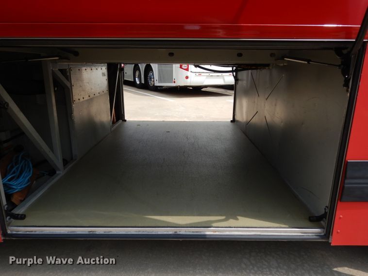 image for item DG6788 2003 Prevost LeMirage XL II  coach bus