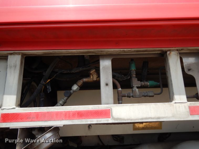 image for item DG6788 2003 Prevost LeMirage XL II  coach bus