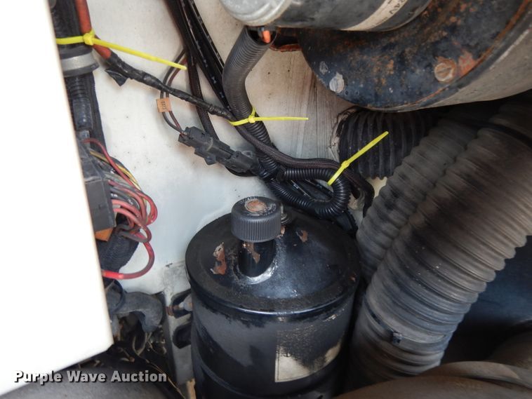 image for item DG6788 2003 Prevost LeMirage XL II  coach bus