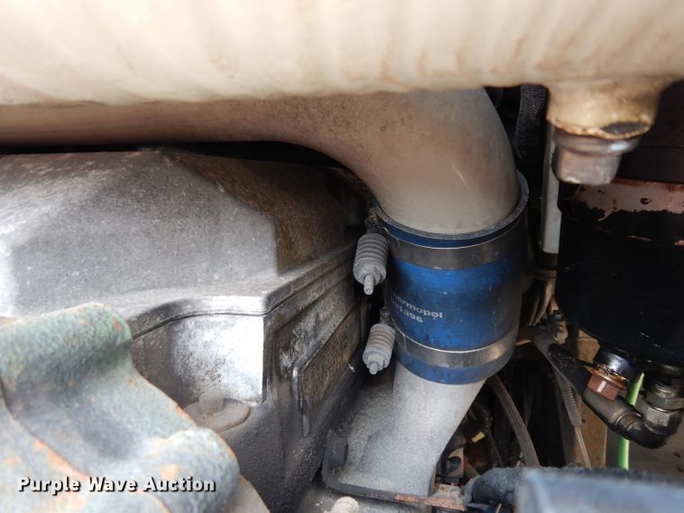 image for item DG6788 2003 Prevost LeMirage XL II  coach bus