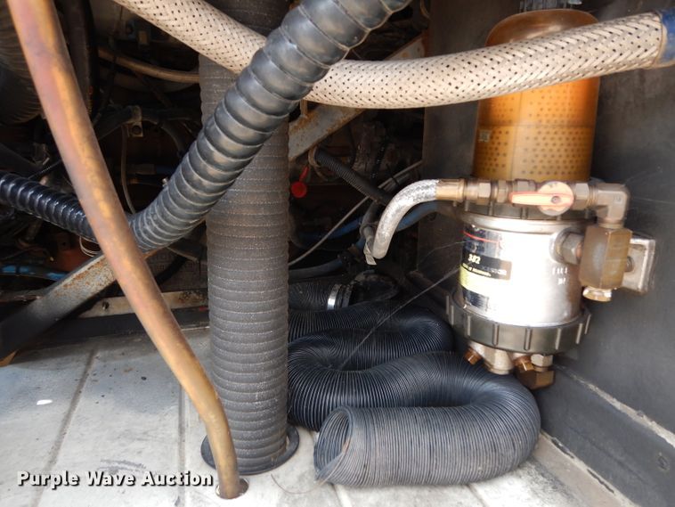 image for item DG6788 2003 Prevost LeMirage XL II  coach bus