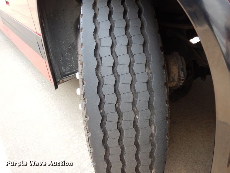 image for item DG6788 2003 Prevost LeMirage XL II  coach bus