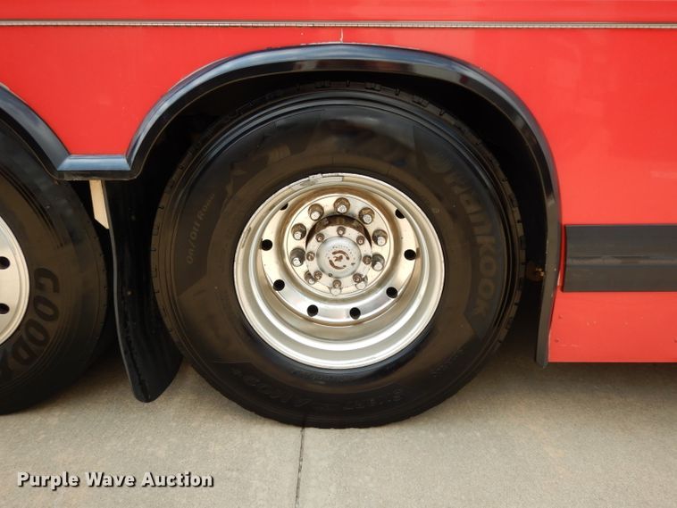 image for item DG6788 2003 Prevost LeMirage XL II  coach bus