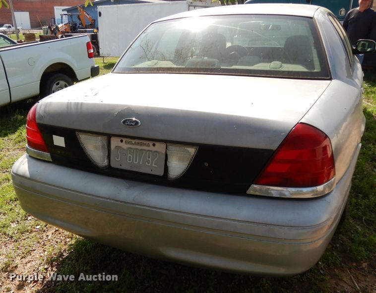 image for item DH2439 2007 Ford Crown Victoria Police Interceptor