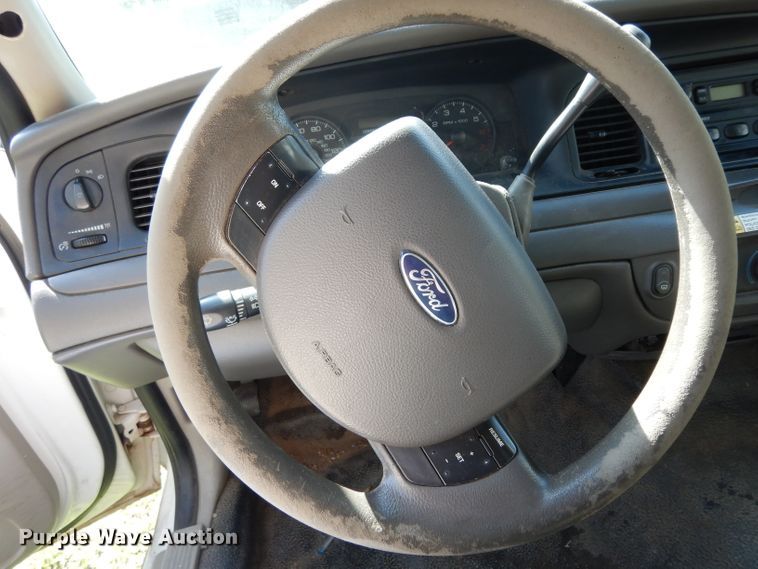image for item DH2439 2007 Ford Crown Victoria Police Interceptor