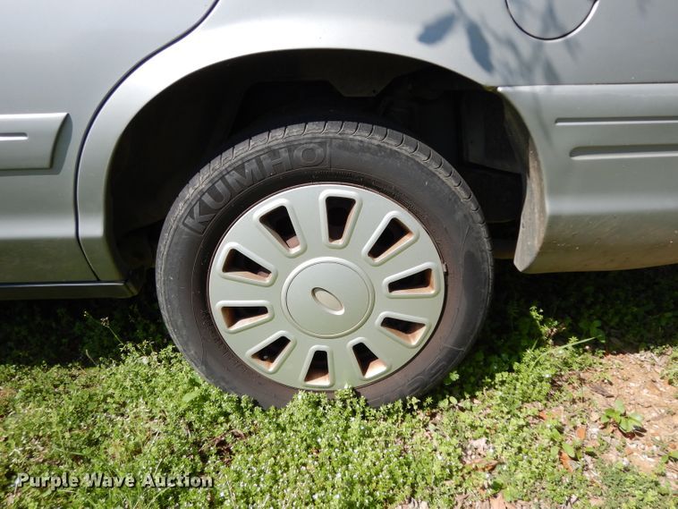 image for item DH2439 2007 Ford Crown Victoria Police Interceptor