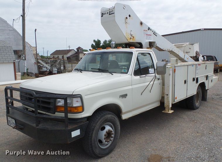 image for item DH4934 1995 Ford F450 Super Duty  bucket truck
