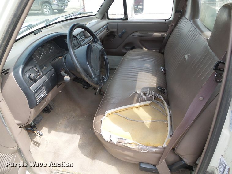 image for item DH4934 1995 Ford F450 Super Duty  bucket truck