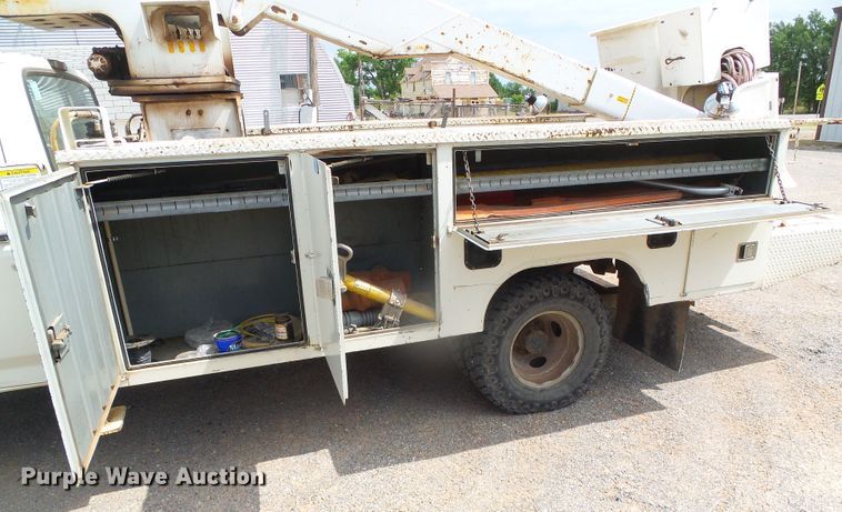 image for item DH4934 1995 Ford F450 Super Duty  bucket truck