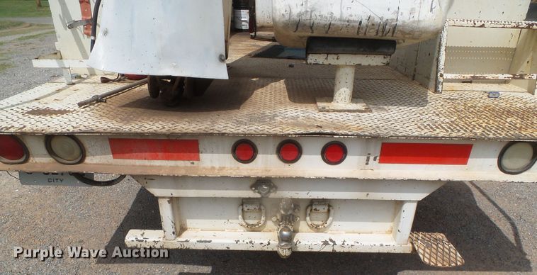 image for item DH4934 1995 Ford F450 Super Duty  bucket truck