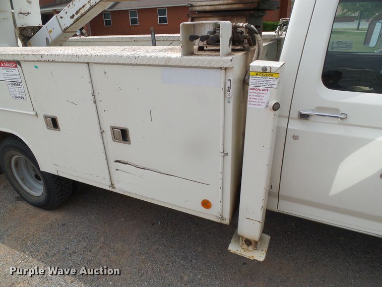 image for item DH4934 1995 Ford F450 Super Duty  bucket truck