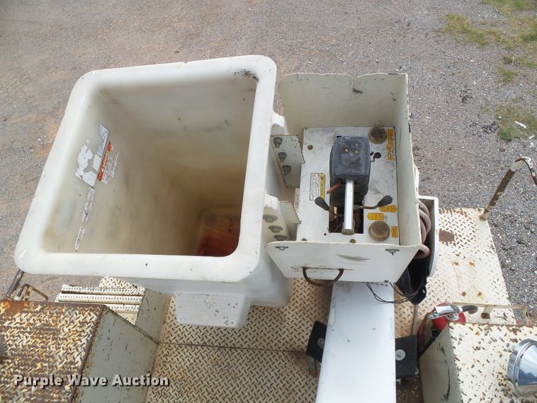 image for item DH4934 1995 Ford F450 Super Duty  bucket truck