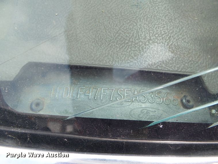 image for item DH4934 1995 Ford F450 Super Duty  bucket truck